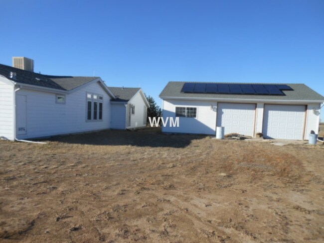 Building Photo - Mountain View Ranch house on 5 acres