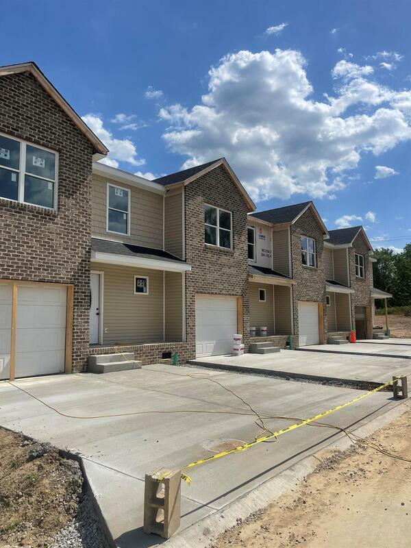 10 Christian Ct, Hurricane, WV 25526 Condo for Rent in Hurricane, WV