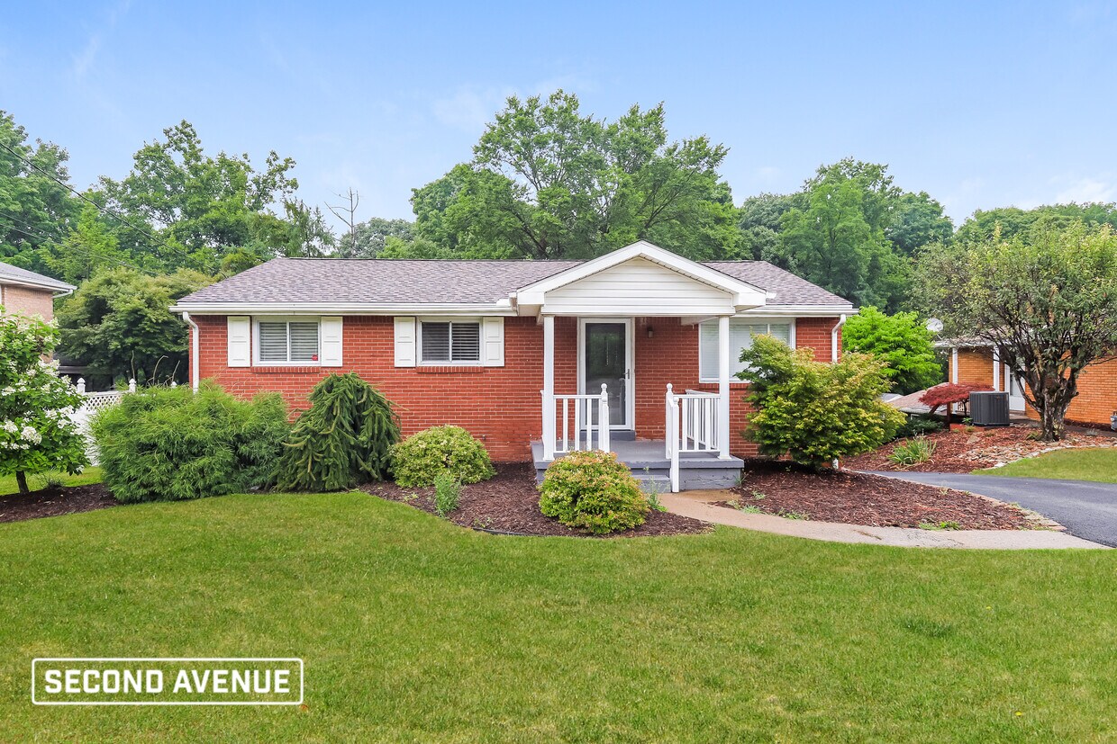 14029 Valley View Dr, McKeesport, PA 15131 House Rental in McKeesport, PA