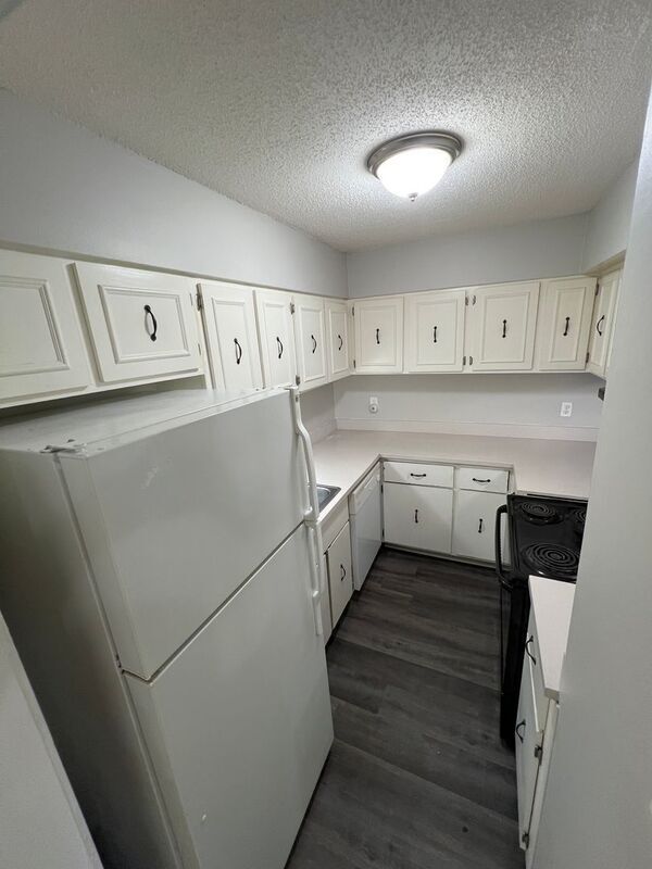 Building Photo - 2998 Stage Park Pl