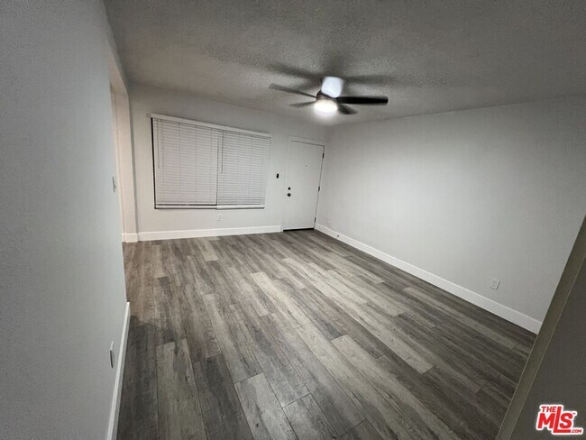 Foto del edificio - 14715 Chadron Ave