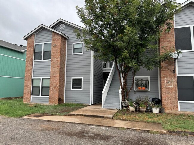 Foto del edificio - 2415 W Slaughter Ln