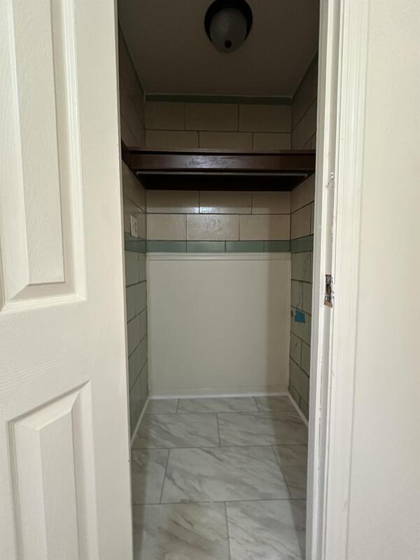 Foto del edificio - 2223 N Water St Ext