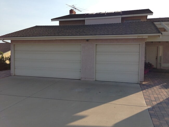 3-car Garage - 2448 Parkway Dr