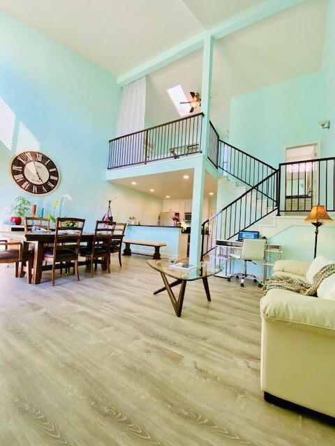 Foto principal - 10982 Roebling Ave