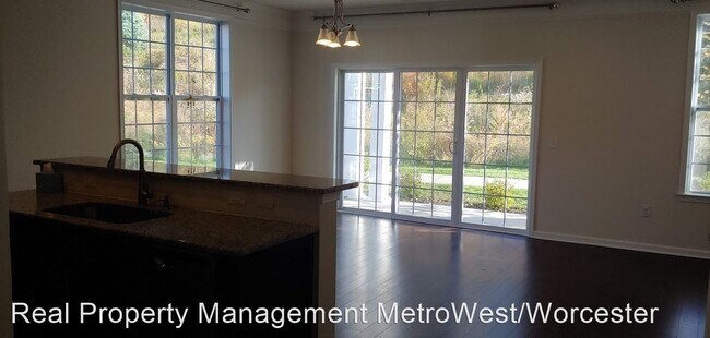 Building Photo - 2 br, 2 bath House - 108 Deacon Shattuck Way