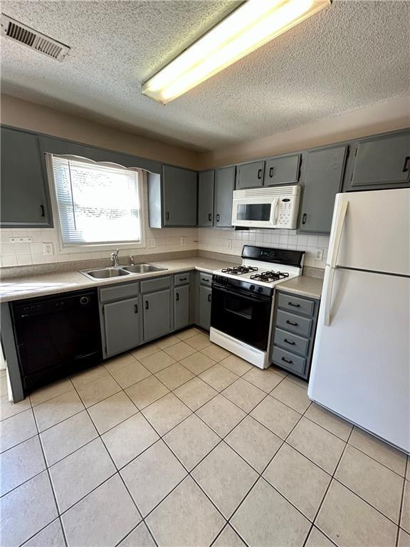 Building Photo - 7015 Sand Wedge Cir