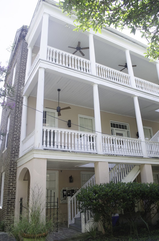 25 Montagu St Unit C, Charleston, SC 29401 Apartment for Rent in
