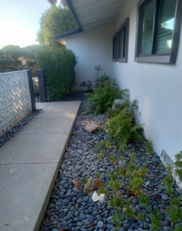 Foto del edificio - 9647 Vanalden Ave