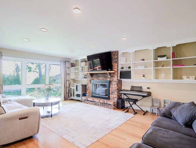 Foto del edificio - 26340 N Walnut Ave