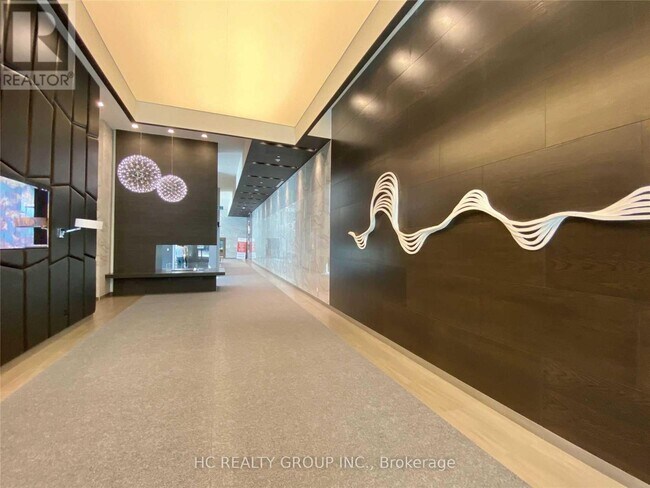 Photo du bâtiment - 5180 Yonge St