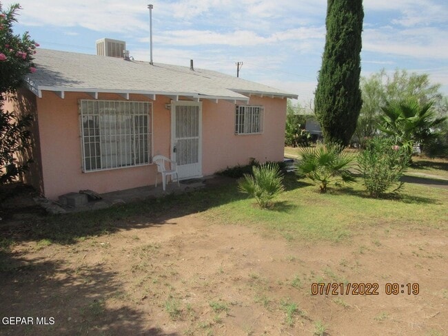Building Photo - 6104 Jemez Dr
