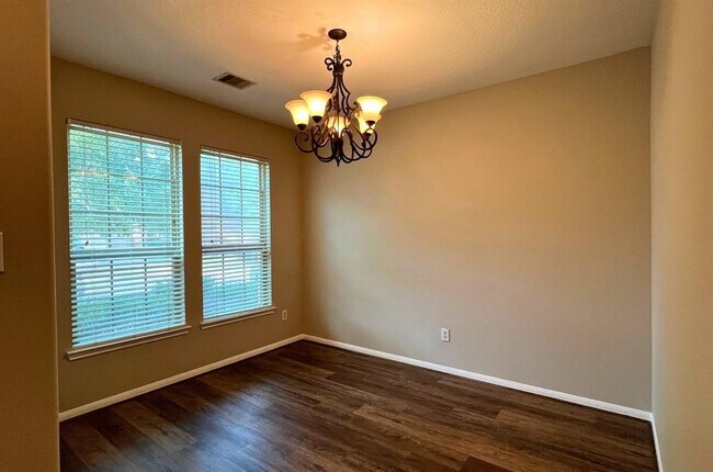 Foto del edificio - 15919 Angler Bend Dr