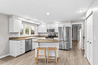 Building Photo - 3798 Kevington Ave