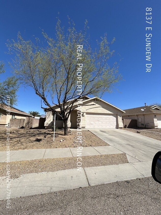 Primary Photo - 8137 E Sundew Dr
