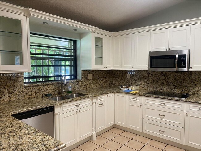 Foto del edificio - 11235 SW 32nd St