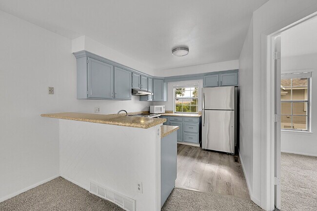 Foto del edificio - $2,150.00 - 2 Bedrooms, 2 Bathrooms, Townh...