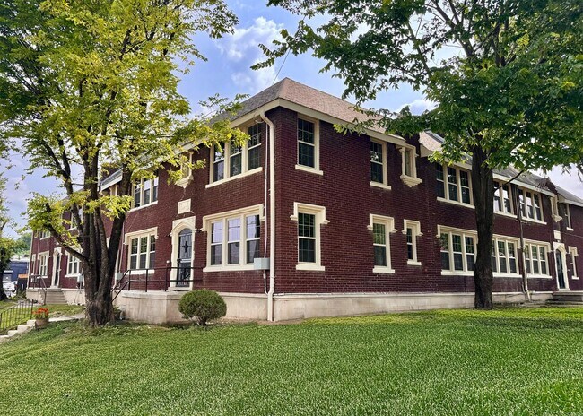 Foto del edificio - 2015 Court Ave