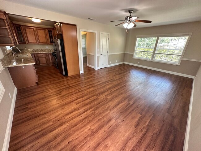 Foto del edificio - 752 Ocean View Ave
