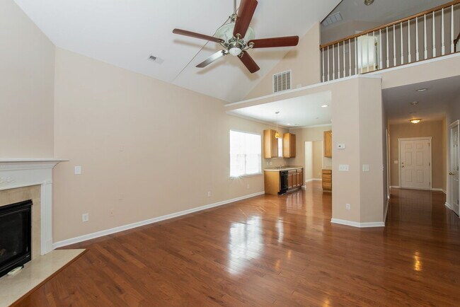 Foto del edificio - 16047 Long Talon Way