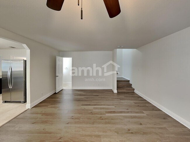 Foto del edificio - 8134 Brushy Mdw