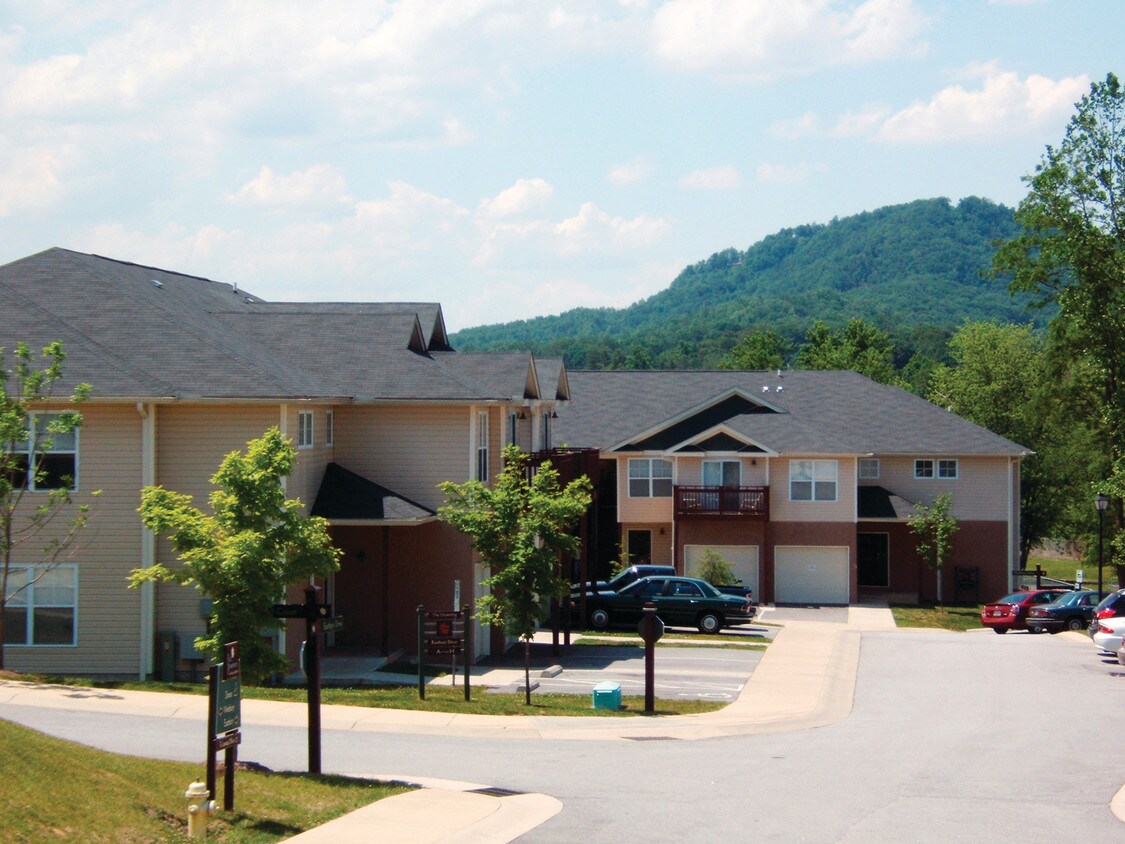 Park Residences Apartments Hendersonville, NC