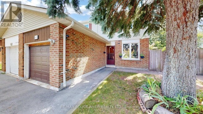 Building Photo - 48 Millhouse Crescent