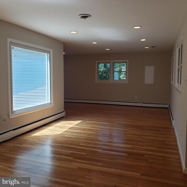 416 Queenstown Rd, Severn, MD 21144 House Rental in Severn, MD