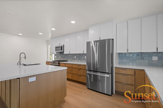 Foto del edificio - 8848 Harness St