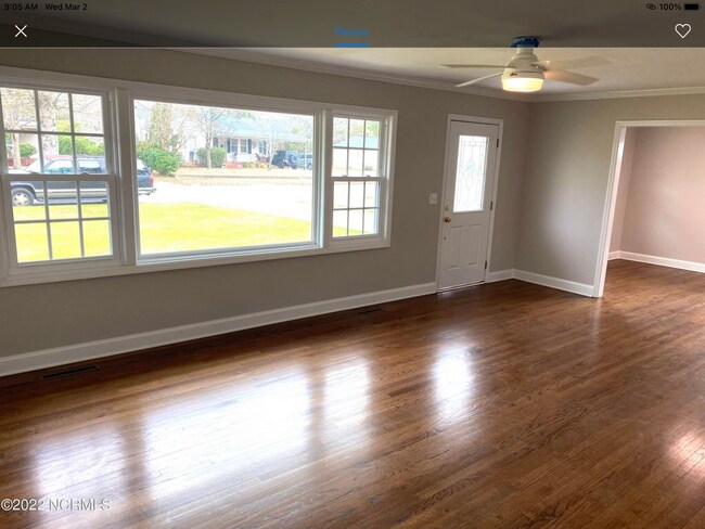 Foto del edificio - 2305 Woodland Ave