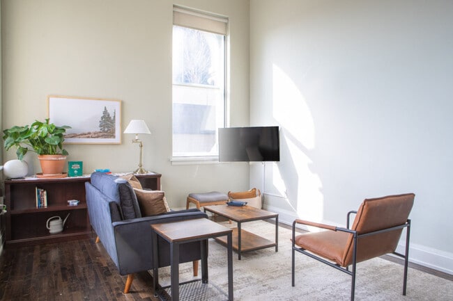 Building Photo - 225 E Michigan St