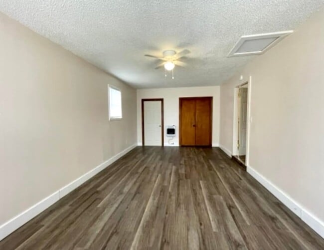 Foto del edificio - 501 12th Ave SE