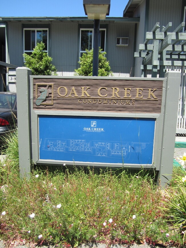 Building Photo - 1036 Oak Grove Rd