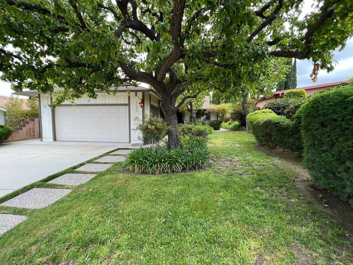 17256 Tennyson Pl, Los Angeles, CA 91344 House Rental in Los Angeles