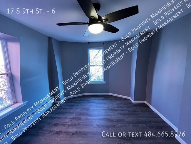 Building Photo - 17 S 9th St