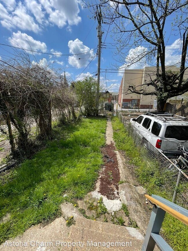 Foto del edificio - 4 br, 2 bath House - 4528 Pimlico Rd