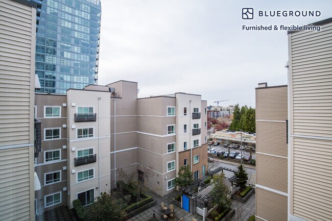 Foto del edificio - 250 Bellevue Way NE