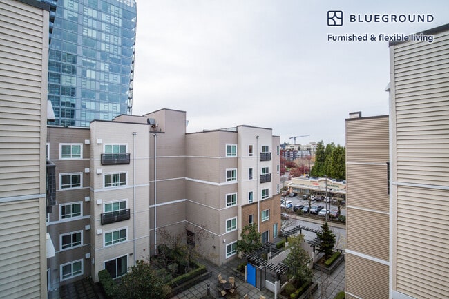 Building Photo - 250 Bellevue Way NE