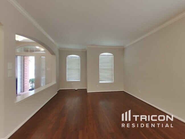 Building Photo - 12707 Mardi Gras Dr