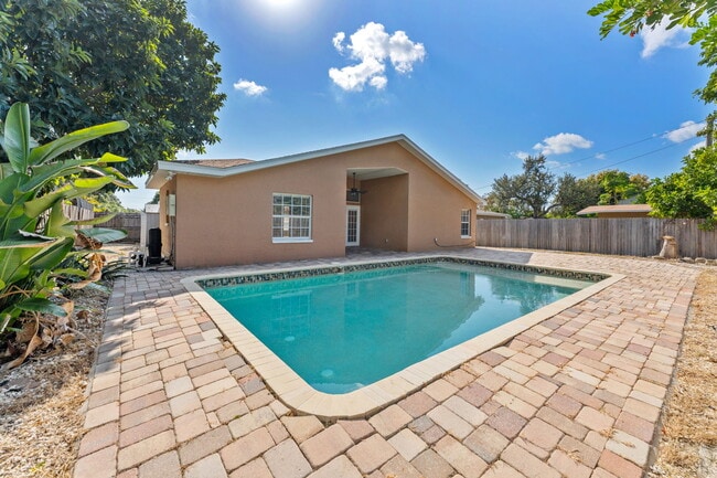 Photo - 6515 34th Ave N House