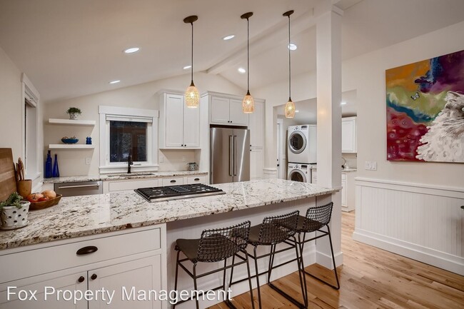 Foto del edificio - 2 br, 2 bath House - 1527 Marshall Road