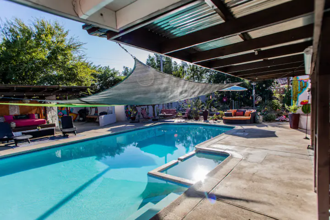 Shared pool/cabana - 9230 Pinkard Ln