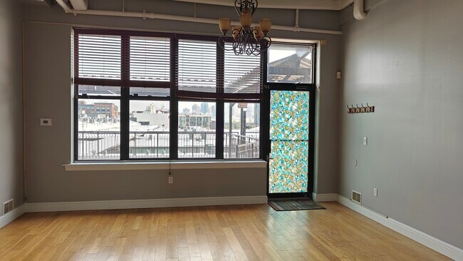 Building Photo - 300 COMMUNIPAW Ave