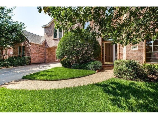 Building Photo - 3105 Springbranch Dr