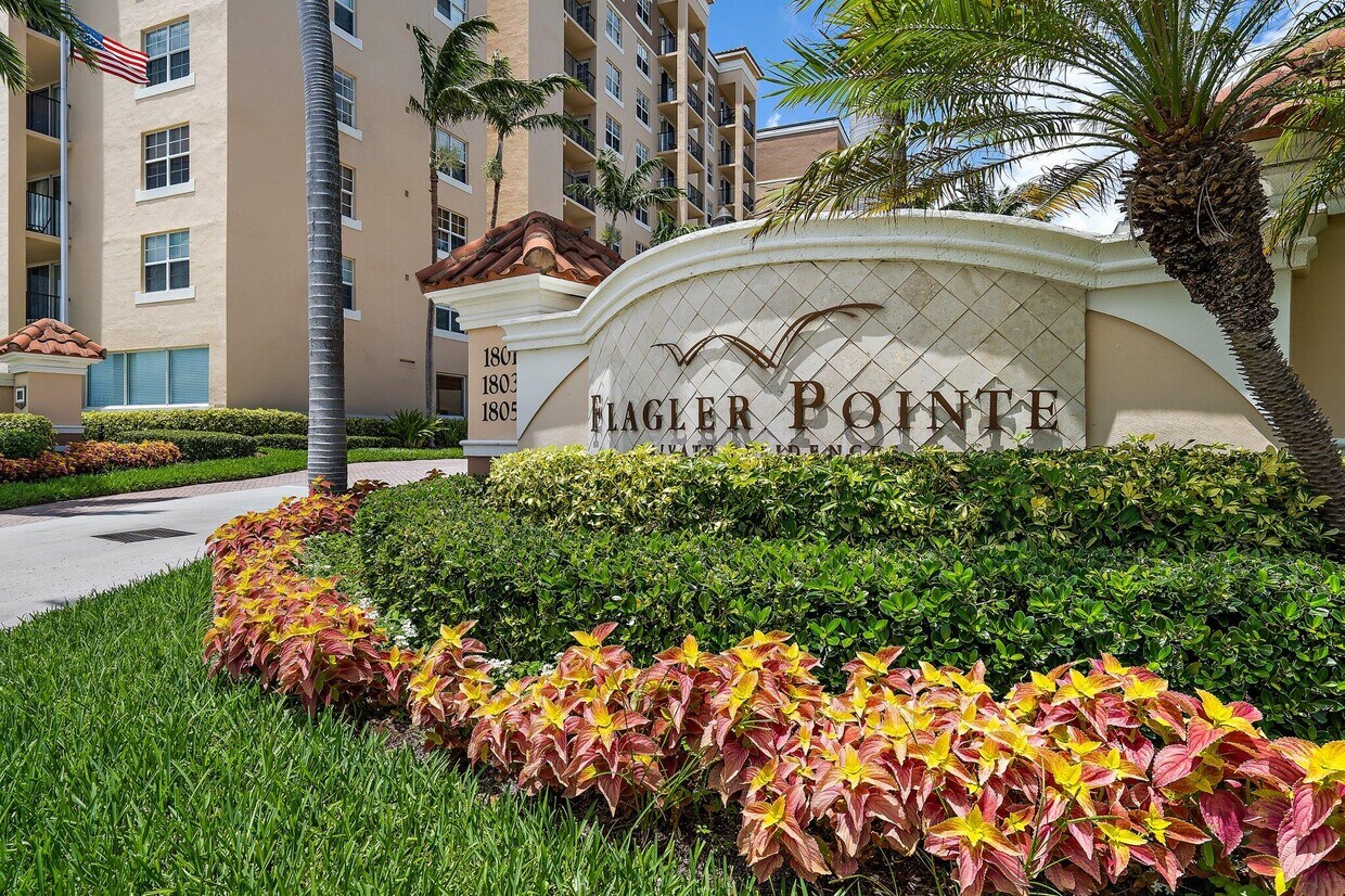 Primary Photo - 1803 N Flagler Dr