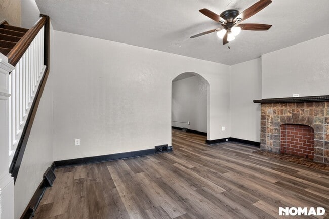 Building Photo - 523 Ridge Ave