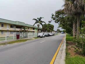 Building Photo - 505 NW 177th St