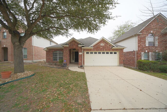 Building Photo - Home in the Jonas Woods Neighborhood