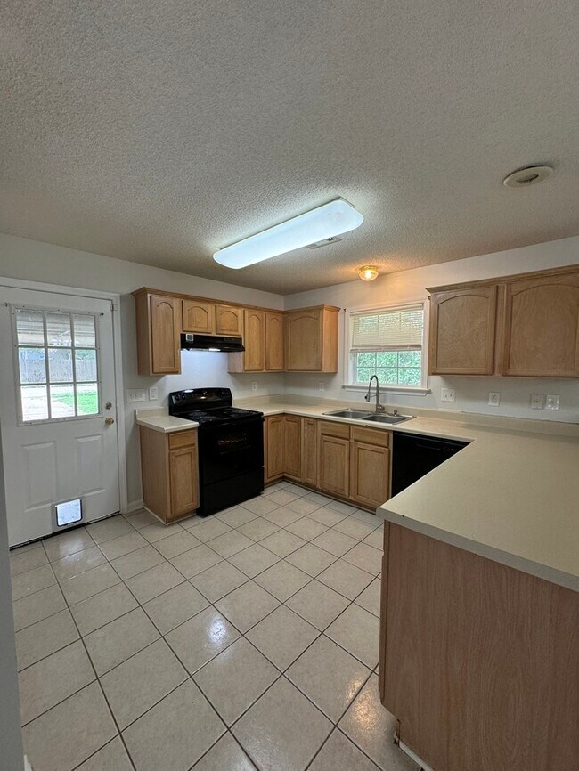 Foto del edificio - 1348 Hazel Crest Ln