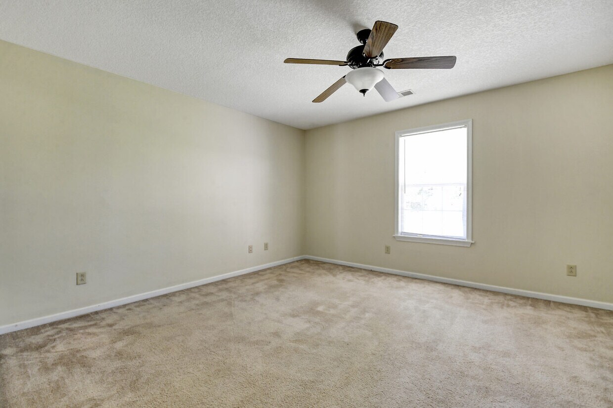 Foto principal - 50 Webb Ct NE